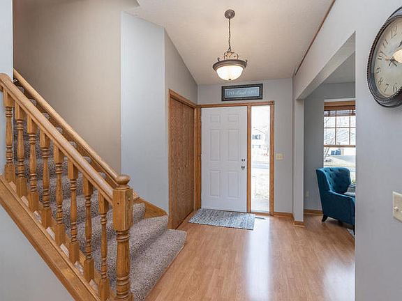 5th image of 6854 174th St W