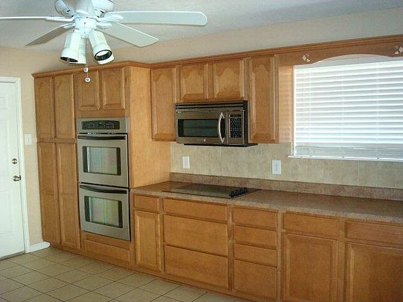 2nd image of 3314 Haynes Ave