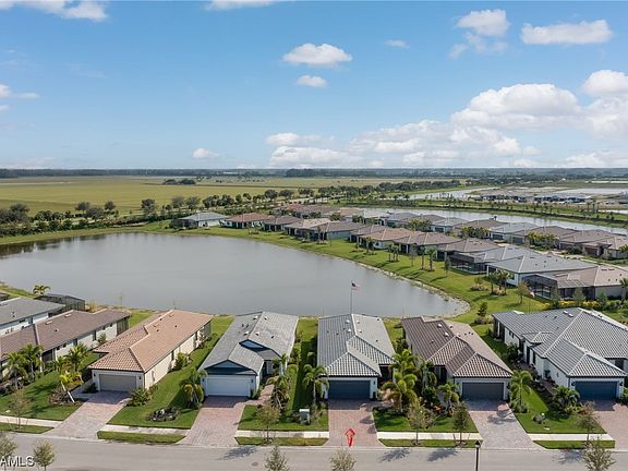 2nd image of 6194 Revelry Ct