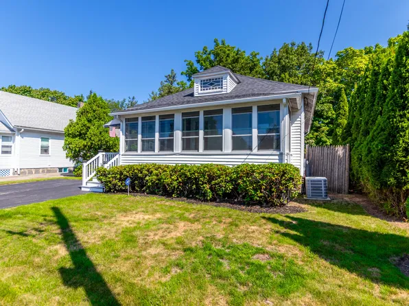 56 Victoria Avenue, Braintree, MA 02184