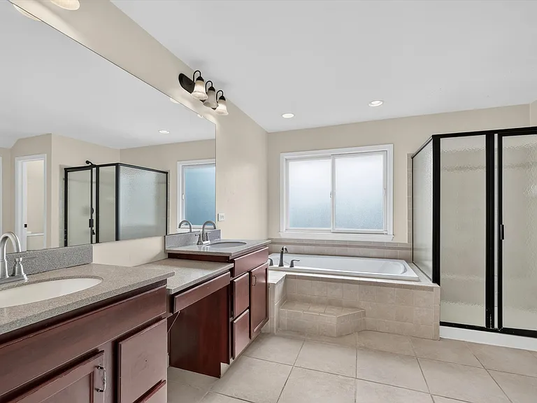 13636 Falcon Way — Photo 31