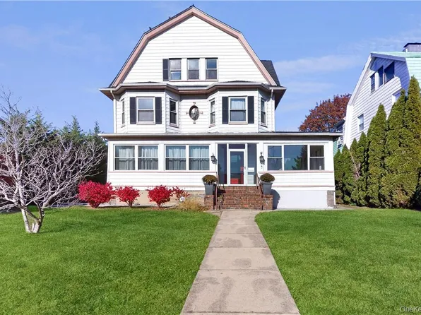 14 Hamilton Avenue, New Rochelle, NY 10801