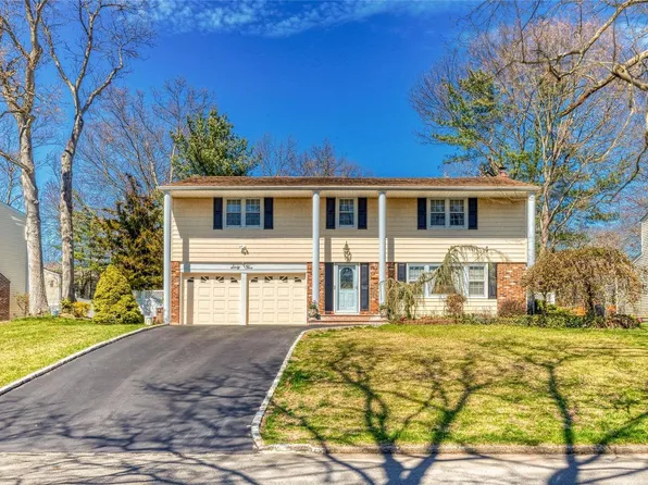 65 Hurtin Boulevard, Smithtown, NY 11787