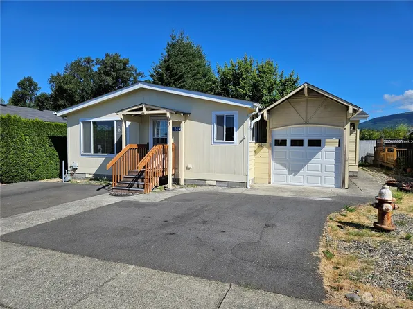 869 Carriage Court #28, Sedro Woolley, WA 98284