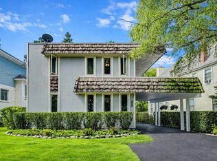 400 S Crescent Ave, Park Ridge, IL 60068