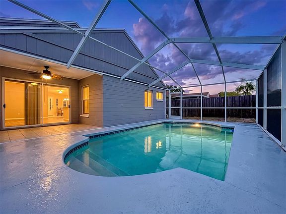 2nd image of 11027 Streamside Dr