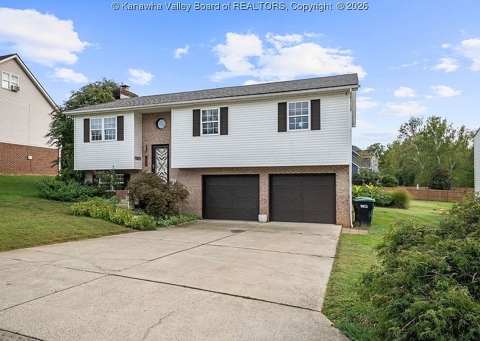 1st image of 120 Sterling Dr
