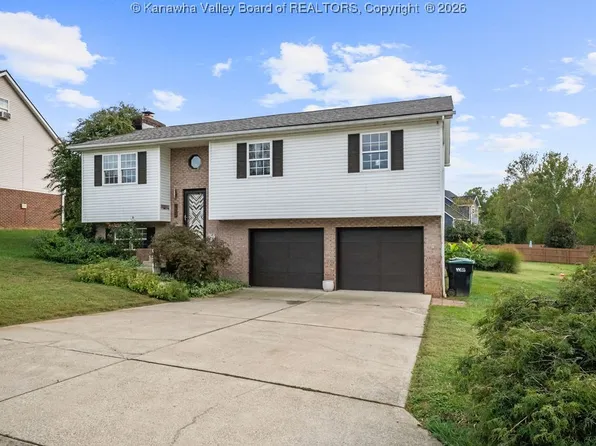 120 Sterling Dr, Hurricane, WV 25526
