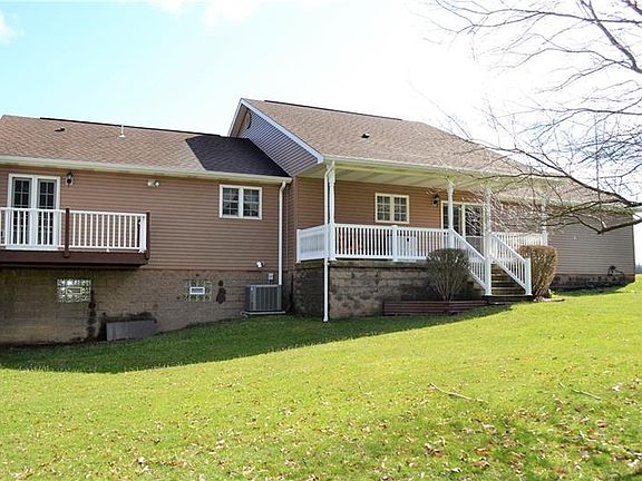 2nd image of 136 Lee Ln