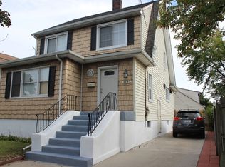 315 Bayview Ave, Inwood, NY 11096