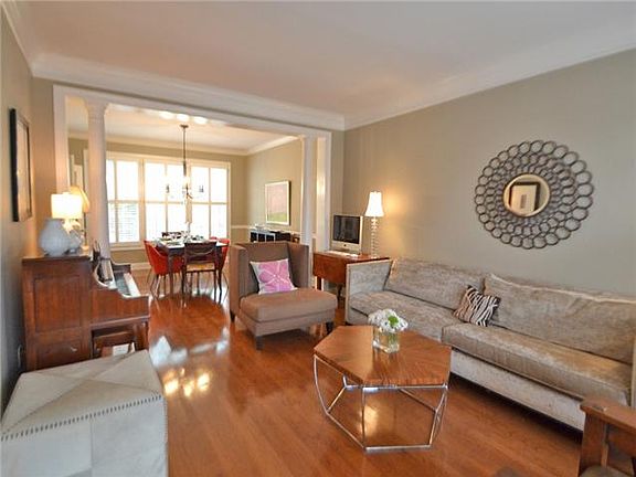 4th image of 244 Stanley Park Ln