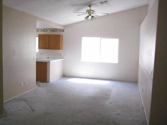 2nd image of 3910 Gramercy Ave