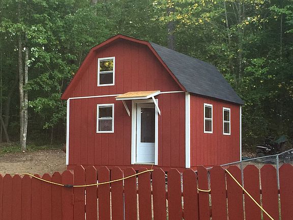 Two story outbuilding 16x16