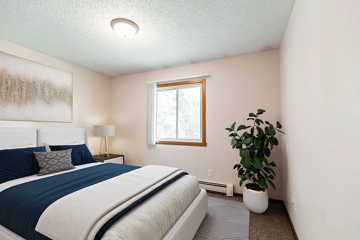 Bismarck, ND Hannifin Apartments | Bedroom - Hannifin