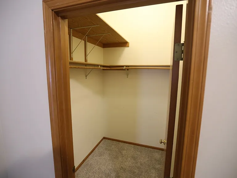 6910 E Crestwood Ct — Photo 6
