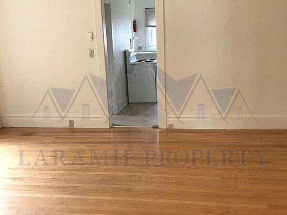 2nd image of 514 S 10th St APT 2