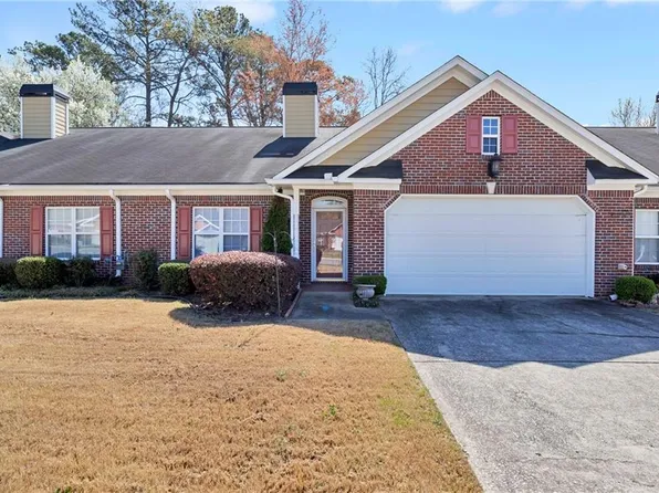 2545 Rosehill Cir, Lithia Springs, GA 30122