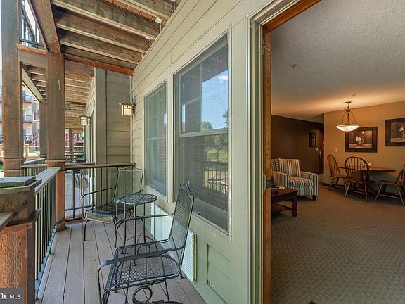3rd image of 565 Glendale Rd #106-B