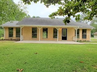 14221 Wolf Ridge Rd, Moss Point, MS 39562