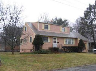 5 Carol Ter, Cornwall On Hudson, NY 12520