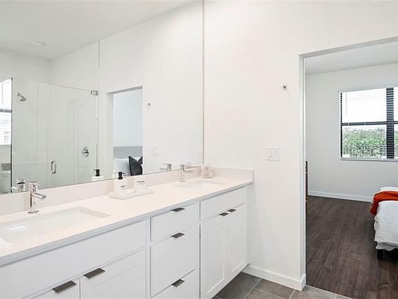 5th image of 10230 Soltura Dr