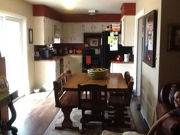 5th image of 102 S 39th St