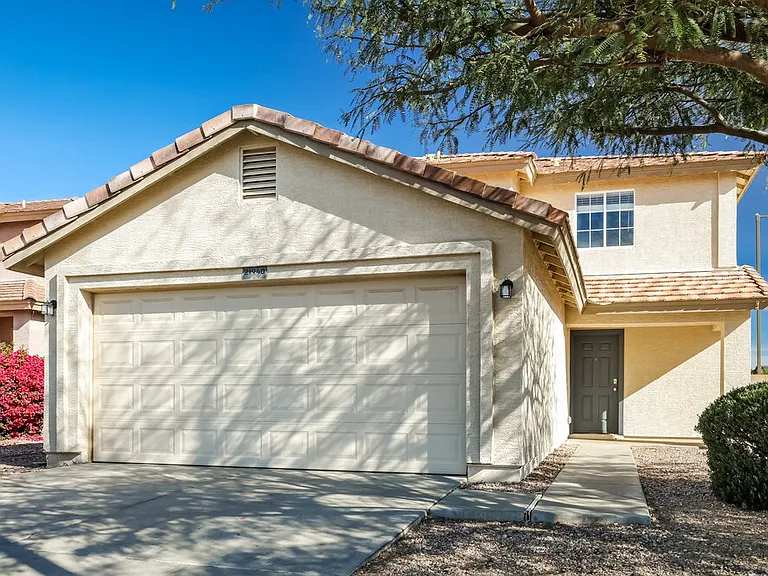 21940 W Casey Ln — Photo 1