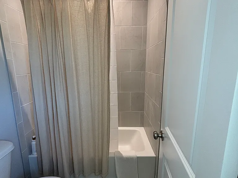 346 Sunflower Ln — Photo 3