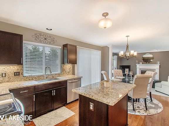 5th image of 6765 Berwick Dr