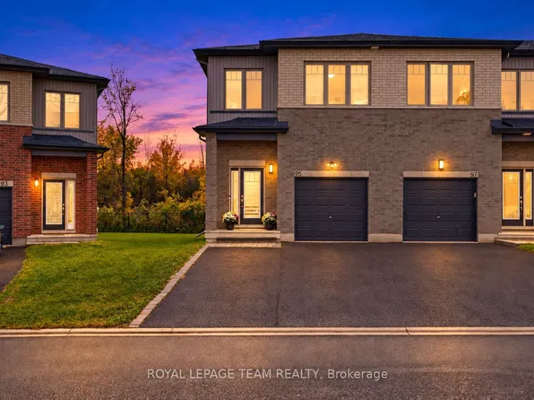 95 Rallidale St, Ottawa, ON K1X 0G7