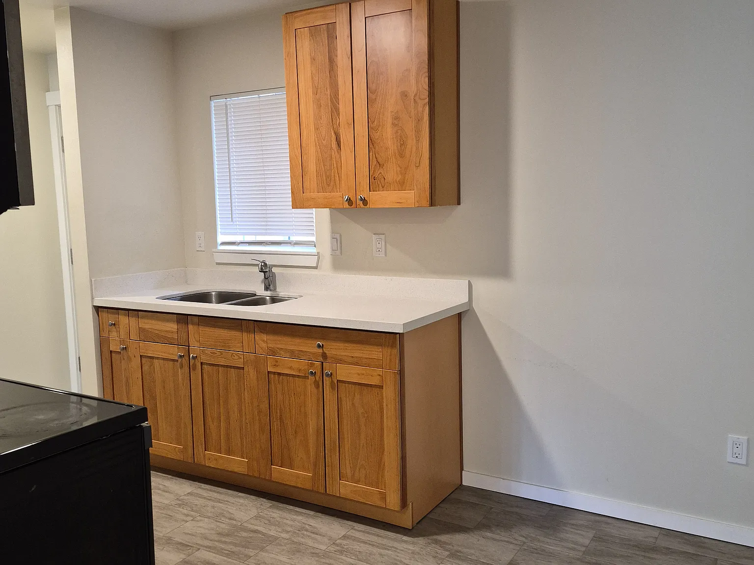 Twin Lakes Apartments — Photo 4