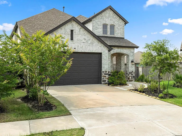 15210 Cortines Ct — Photo 48