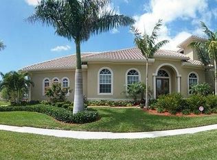 1048 Admiralty Ct, Marco Island, FL 34145