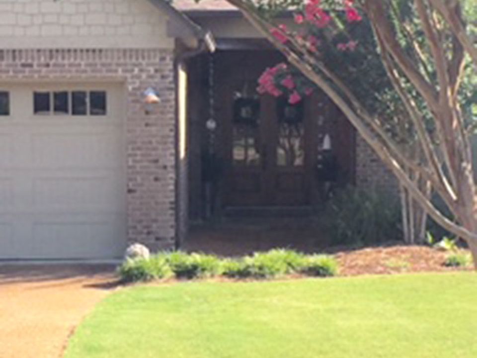 1st image of 2404 W Wellsgate Dr