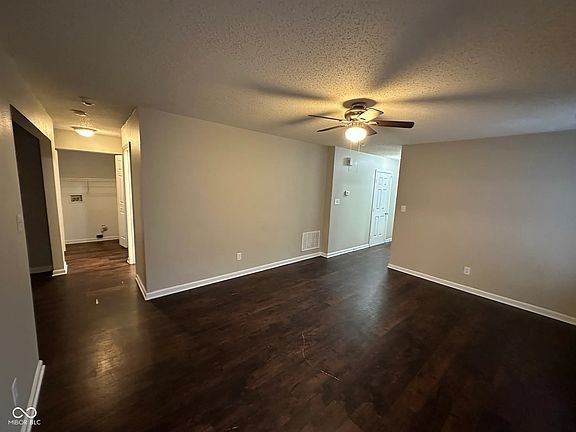 4th image of 3837 Candle Berry Dr