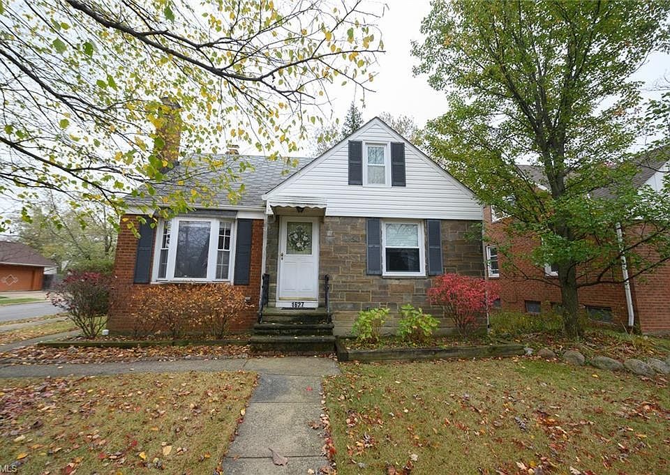1st image of 1627 Temple Ave