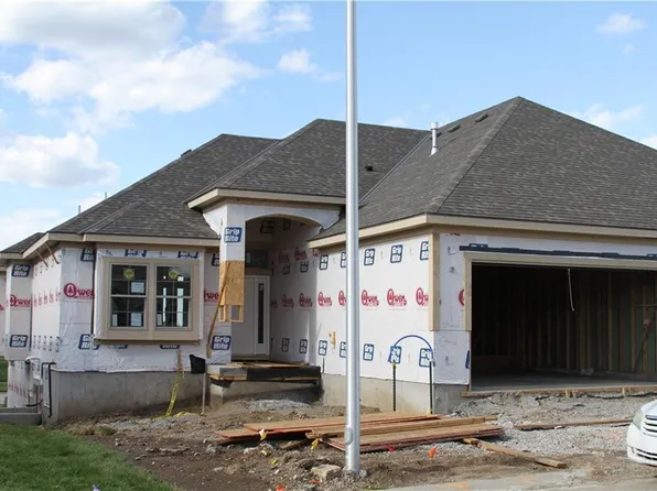 21720 W 116th Ter, Olathe, KS 66061