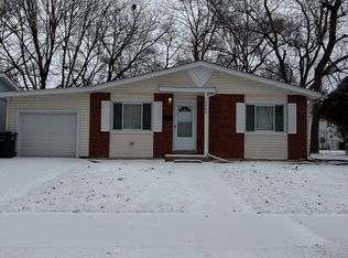 15423 Dorchester Ave, Dolton, IL