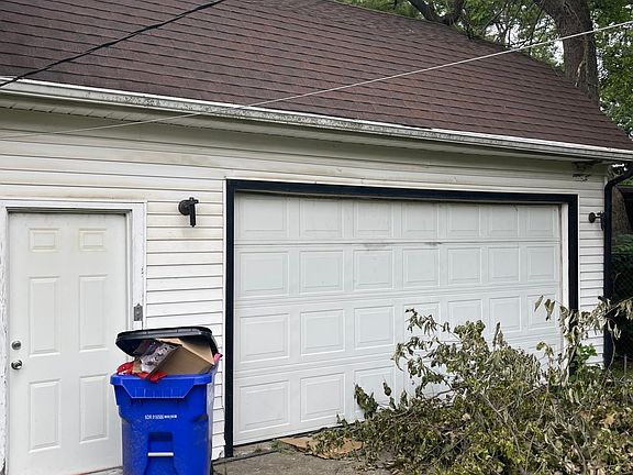 4th image of 15749 Archdale St #1