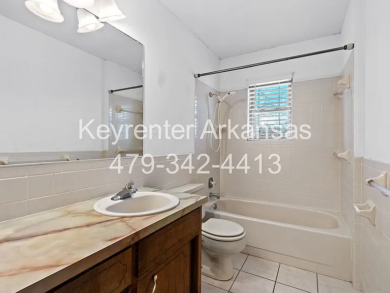 4100 Miller Dr — Photo 17