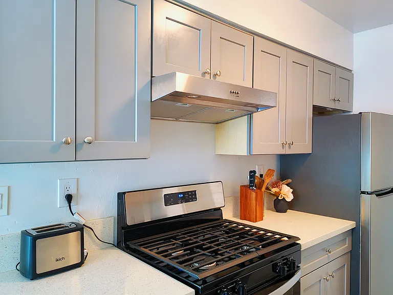 1070 College View Dr #2 — Photo 17