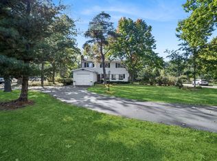 3373 Brook Rd, Highland Park, IL 60035