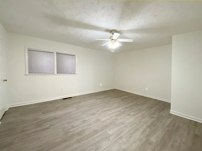 1905 S Milledge Ave #8 — Photo 17