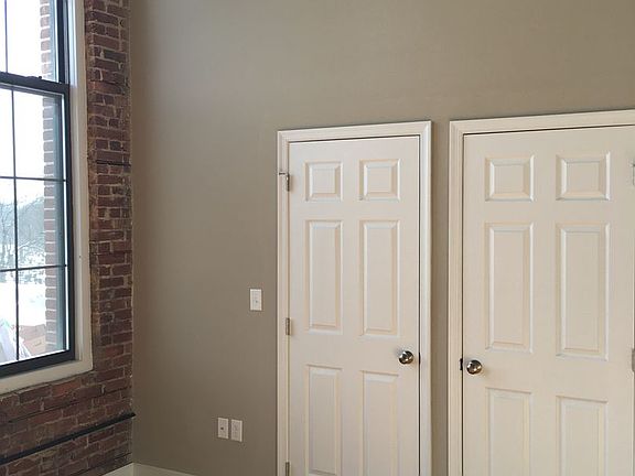 2nd image of 20 Sigsbee Ave #206