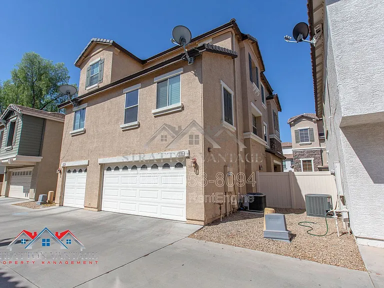 935 W Wendy Way — Photo 3