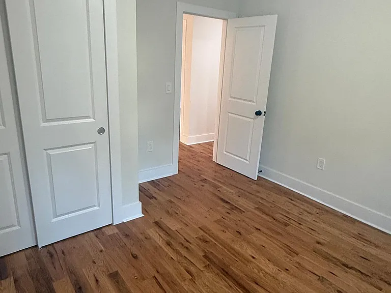 871-873 S 17th St #1 — Photo 12