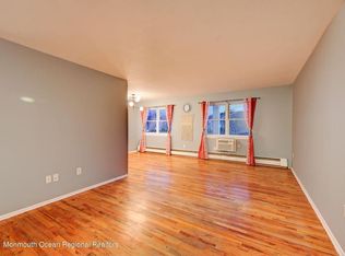 39 Manchester Ct APT D, Freehold, NJ 07728