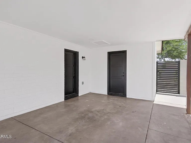 5407 W Holly St — Photo 4