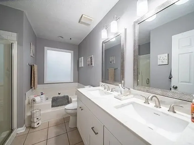 5208 Spinnaker Ct — Photo 8