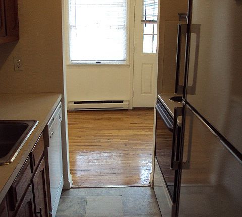 2nd image of 56 Sintsink Dr E APT B